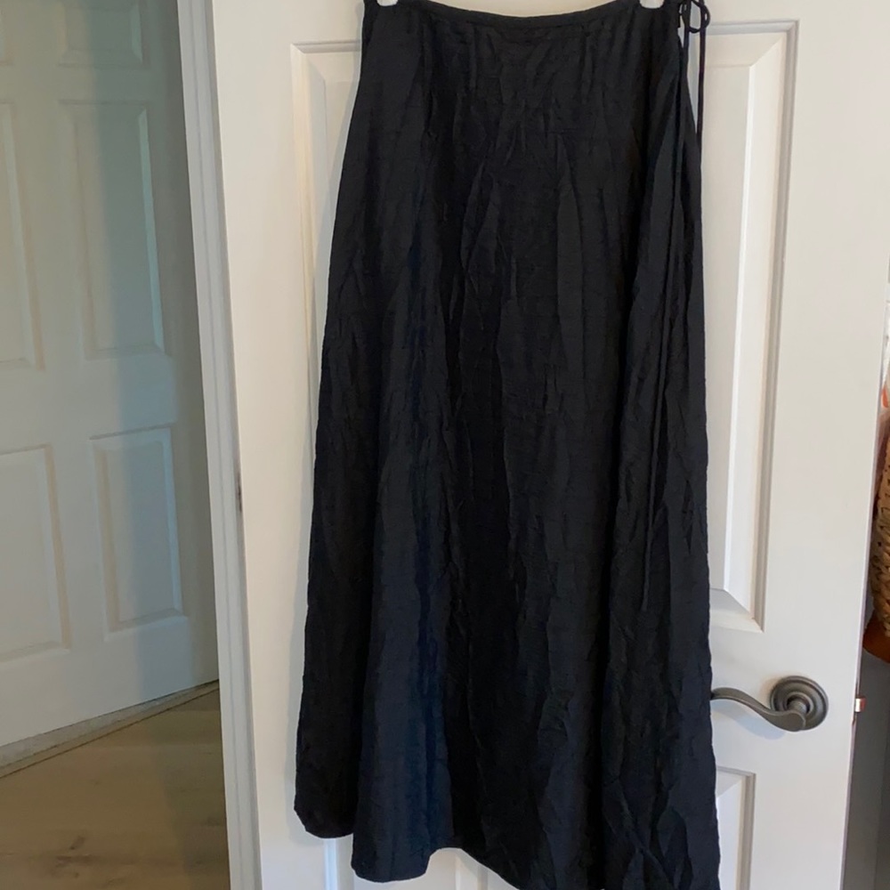 Black full length crinkle skirt